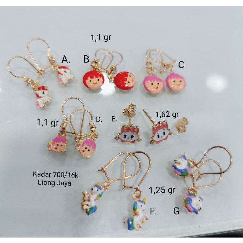 Anting Anak Emas Karakter kadar 700/16k