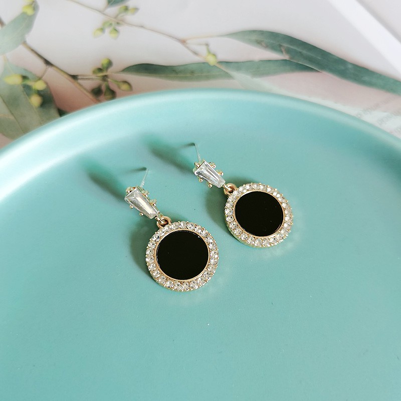 Anting Silver Needle 925 Hias Berlian Hitam Gaya Korea Untuk Wanita