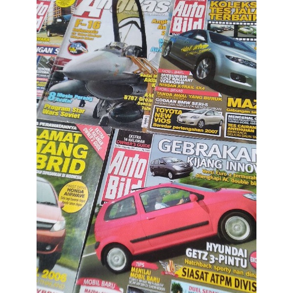 MAJALAH OTOMOTIF & ANGKASA