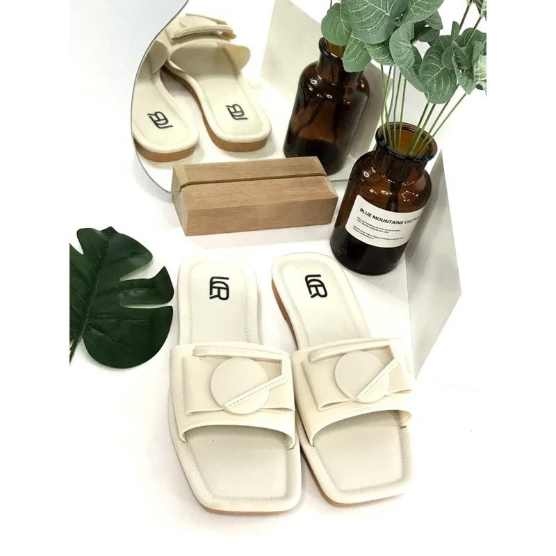 Sandal Slop Gesper BEST SELLER Import LCR 2078-1-Broken White