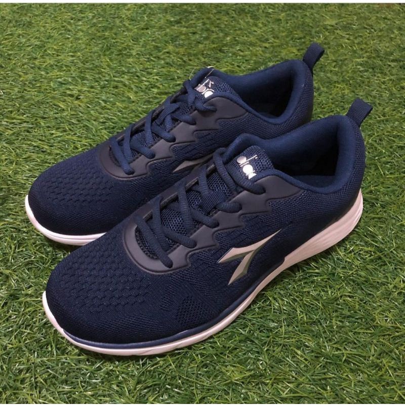 Sepatu Diadora SAVERIO (M) Original Sportstation