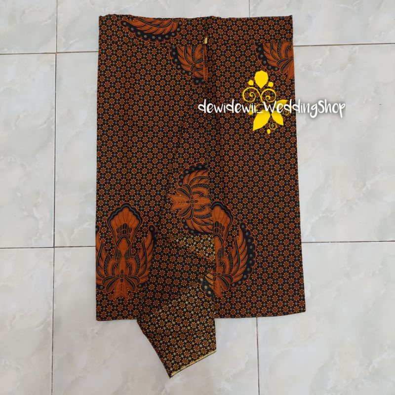 Sapit Urang -  Motif Truntum Garuda