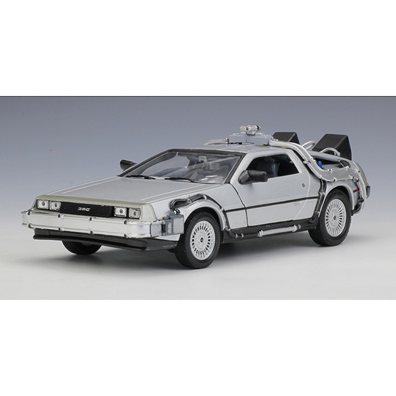 delorean model car