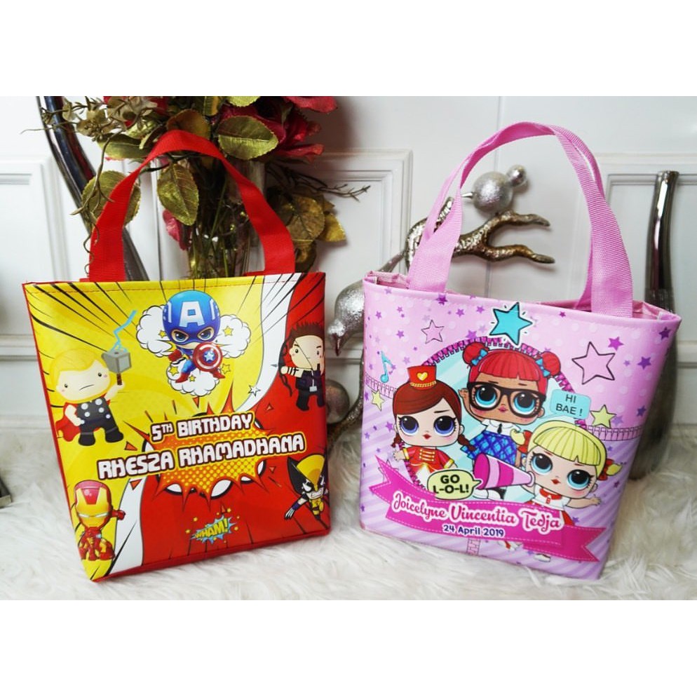 

Hampers/Souvenir Ulang Tahun/Aqiqahan/Tasyukuran/ Natal/Baby One Month/Tas Kecil/Small Bag Anak
