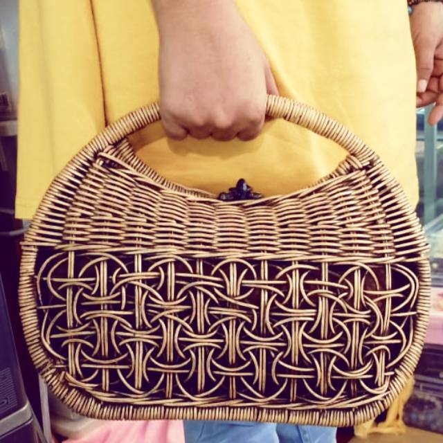 Model Baru Tas Rotan Handbag khas Balikpapan