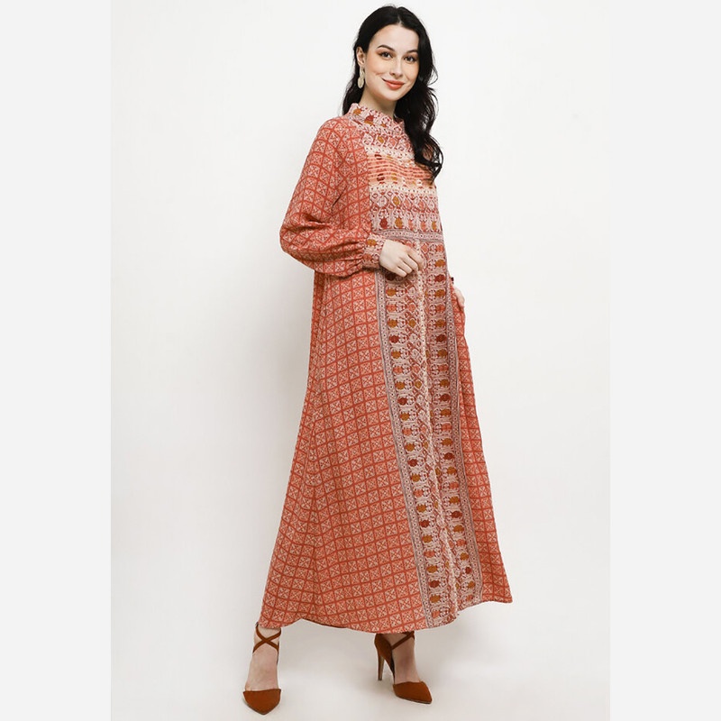 Kamilaa by Itang Yunasz Gamis Etnik Wanita