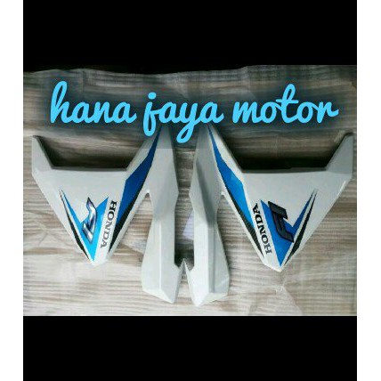 body depan bagian samping vario 125 150 led cover sayap vario 150