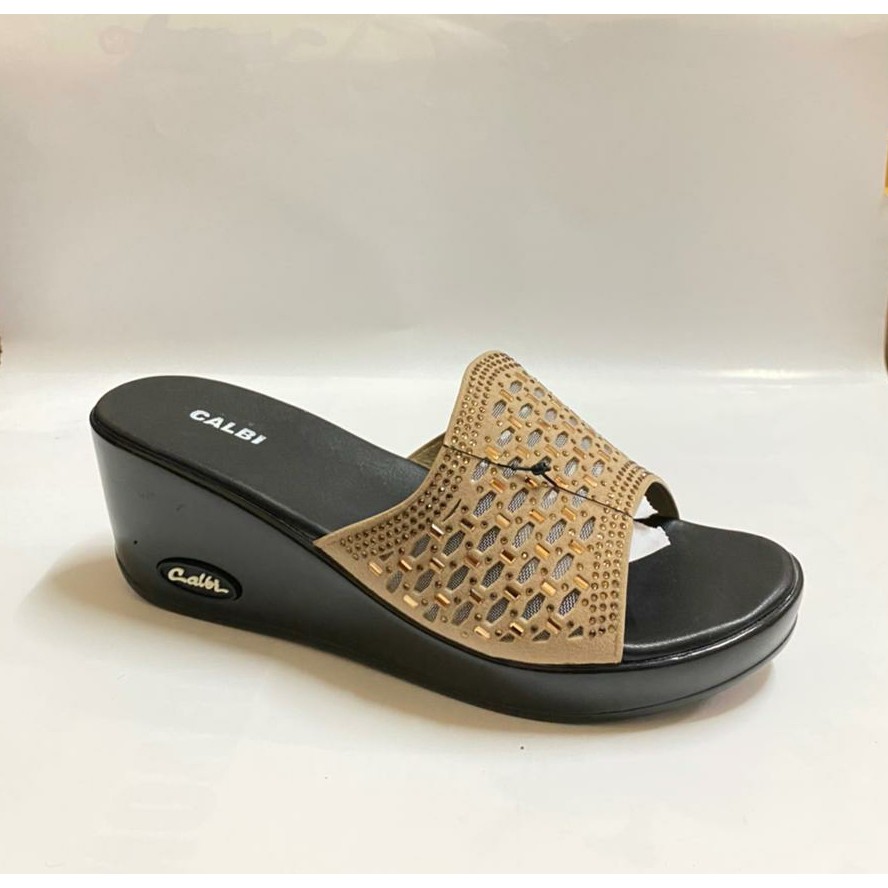 Sandal Wanita Calbi Hrbx 1809 (Krem)