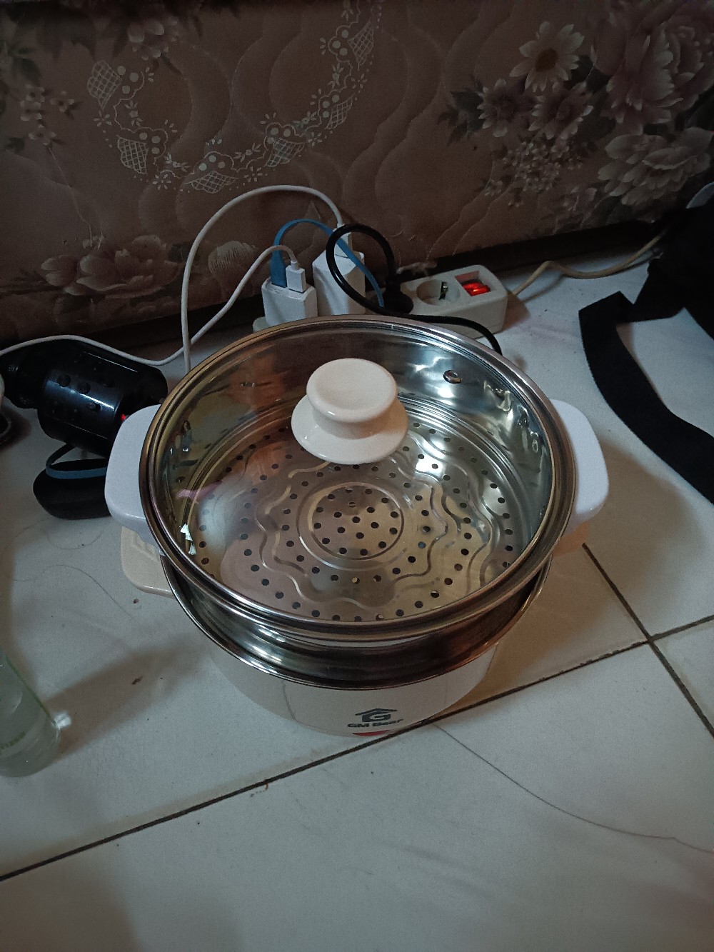 Gm Bear Panci Listrik Serbaguna 20cm 1225-multi Electric Pot 20cm