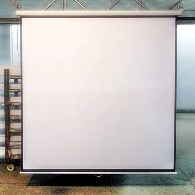 Proyektor / Layar Proyektor Dinding Screen Projector Proyektor Wall Manual 72Inch