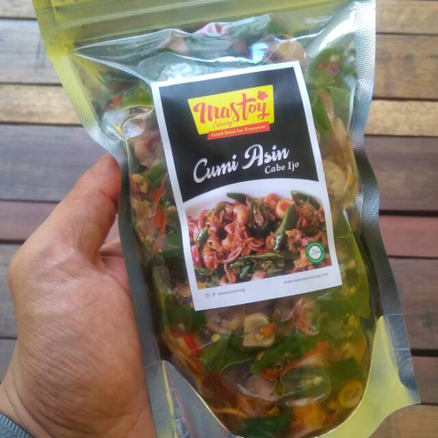 

Ikan Cumi Asin Cabe Ijo gurih enak lauk simpel dalam kemasan toples