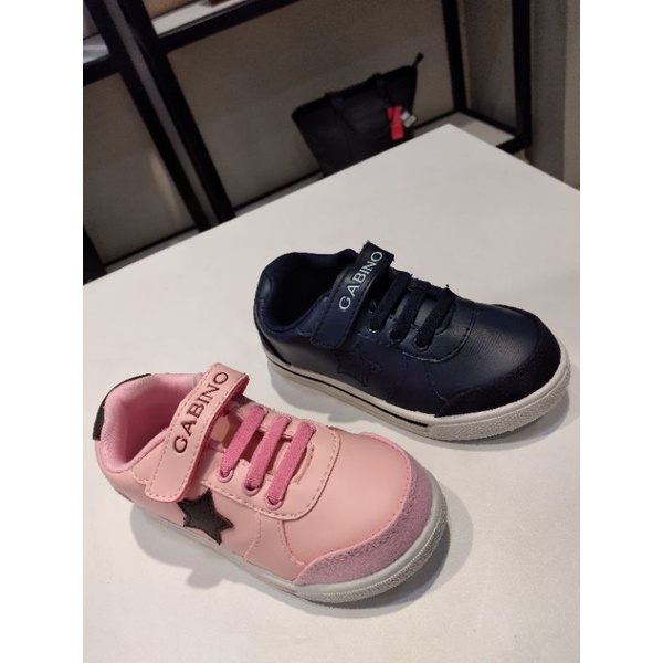 Sepatu anak gabino