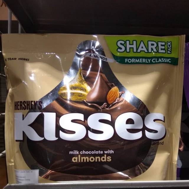 

Hershey's kisses milk Chocolate with Almonds