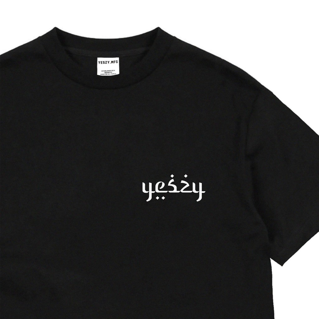 YESZY.MFG Tshirt Black Firdaus F White