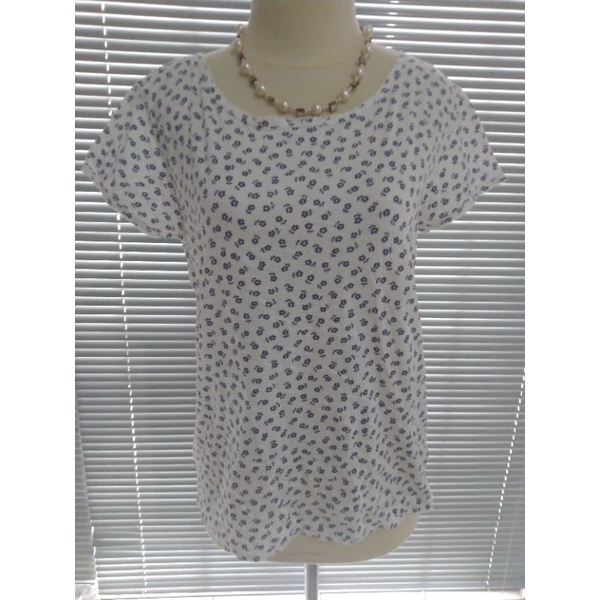 Kaos Wanita Child Woman Size L* (Preloved)