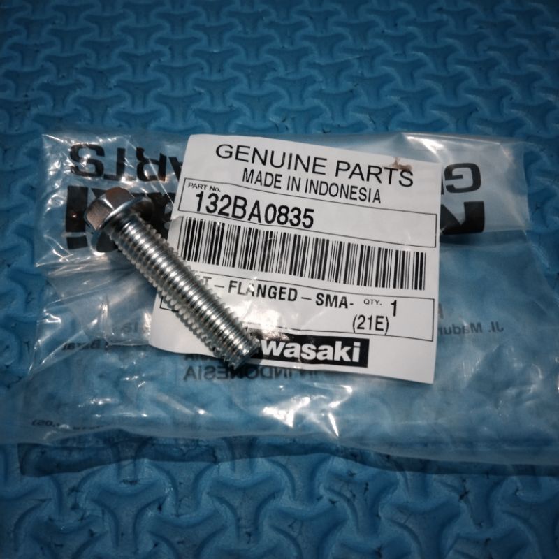 Baut raiser atas ninja 150 r klx150 original Kawasaki