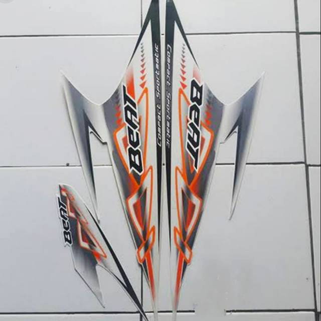 Stiker striping lis body beat karbu 2012 putih