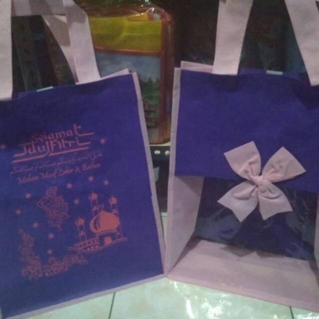 

Tas souvenir parcel lebaran