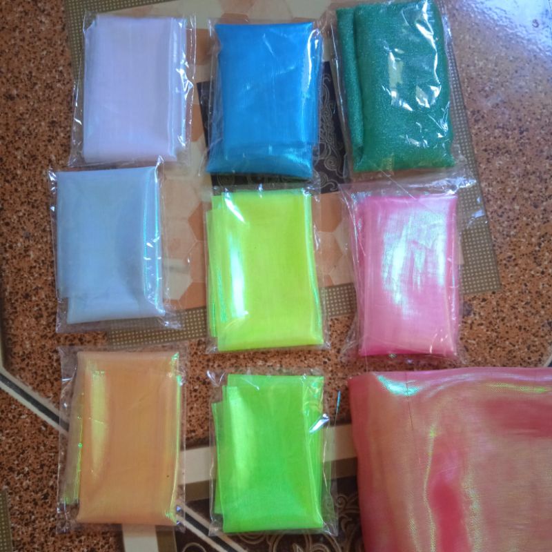 kain bulu mutiara - kain udang udangan pancing cumi - kain sutra - kain kontrekan 30x25 cm