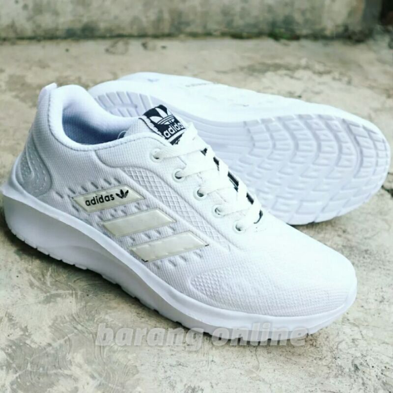 Sepatu putih sepatu wanita sneakers putih full white running sol cloudform size 36 37 38 39 40