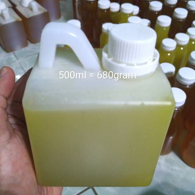 

Madu Kaliandra Asli 100%. Berat bersih 500ml / 680gram