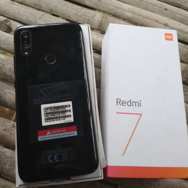xiomi redmi 7 ram 3 rom 32