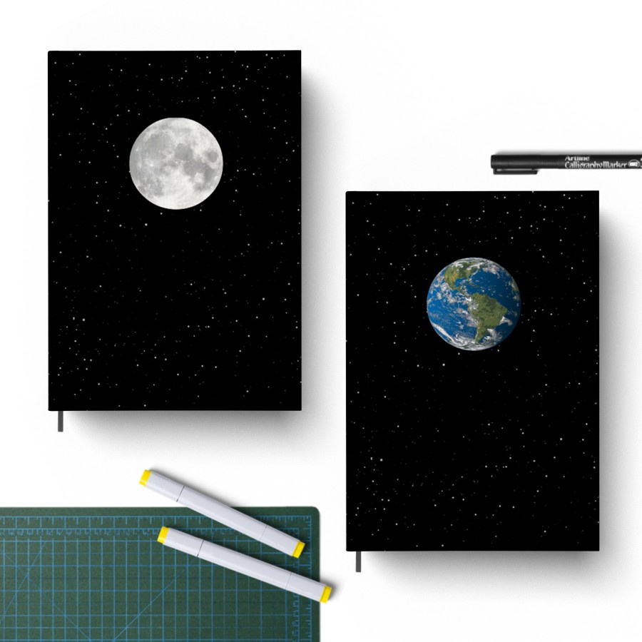 

Buku Notebook Buku Tulis Hardcover Unik Tema Planet Bumi BUlan Warna