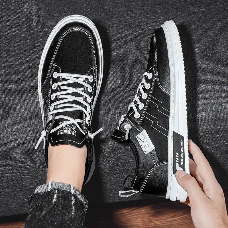 Sepatu Sneakers Pria Bahan Mesh Breathable Warna Putih  Hitam untuk Musim Panas Nyaman Dipakai Kualitas Bagus