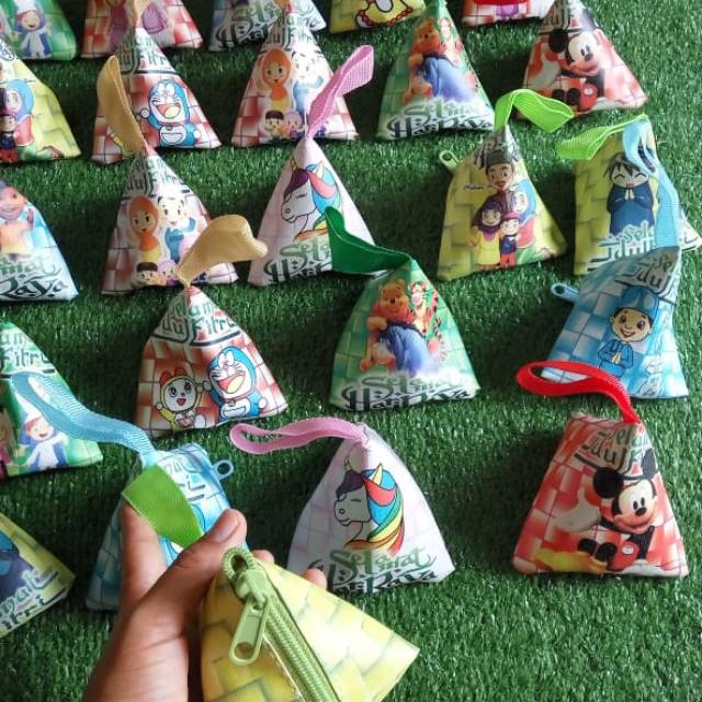 

Dompet angpao lebaran