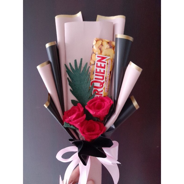 Buket valentine/ buket silverqueen/ buket coklat/ buket murah/ buket bunga