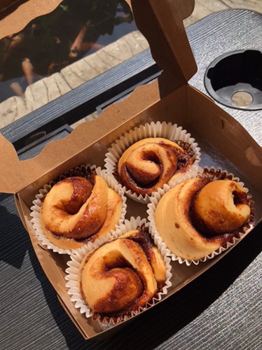 Dus Brownies/kue Kraft Laminasi Lubang Full Bukaan Depan  Uk. 16x11x5 Cm