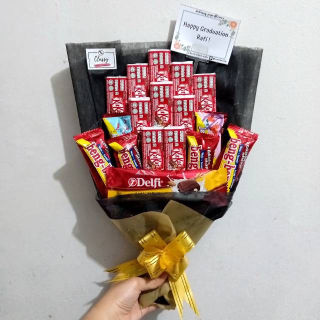 

Snack Bouquet / Bucket Buket Snack / Buket Coklat Kitkat / Bunga Wisuda