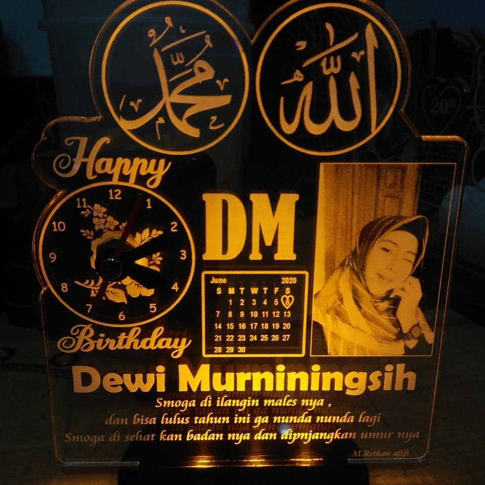 Kado Unik Lampu Hias Akrilik #3