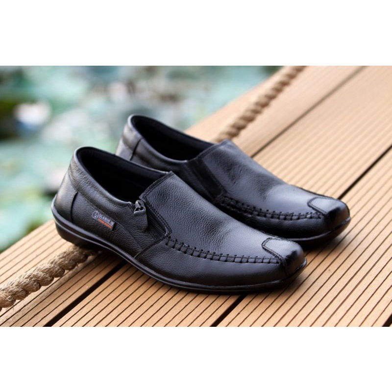 SEPATU PANTOFEL PRIA KULIT SAPI ASLI LACOSTE KANTOR FORMAL KERJA BROWN HITAM //