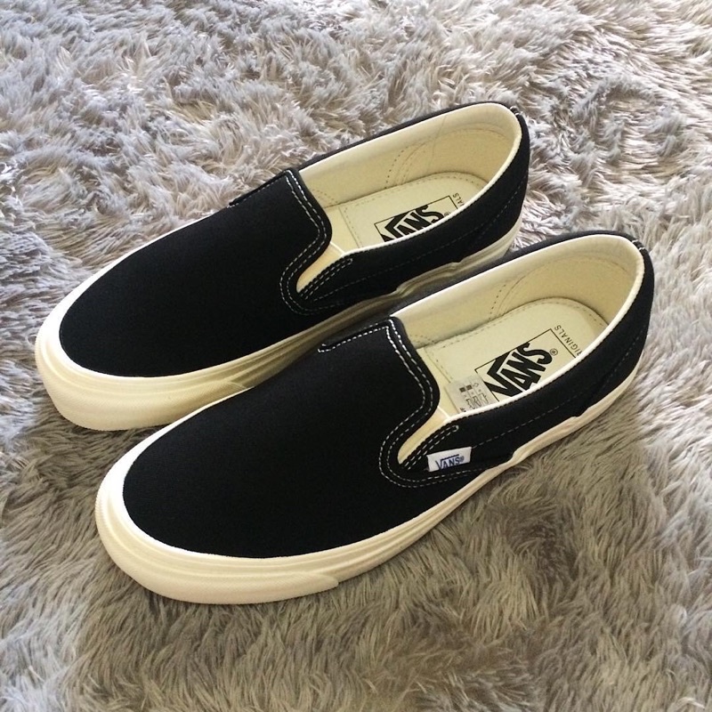 VANS VAULT SLIP ON OG BLACK WHITE 2016