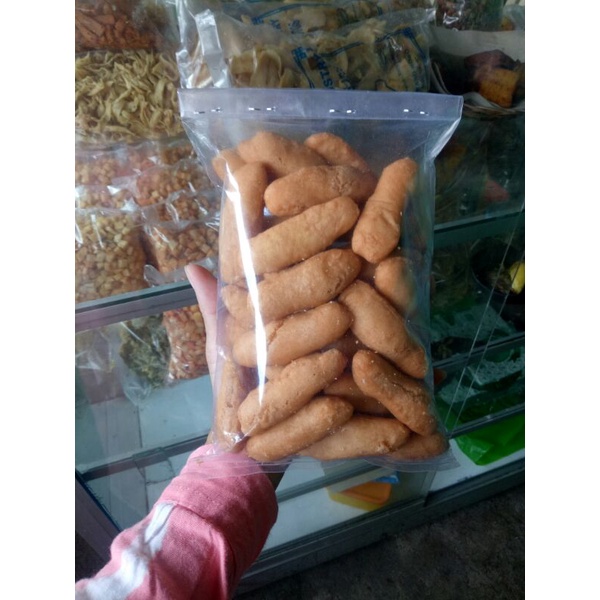 

250 gram kue pelok manis