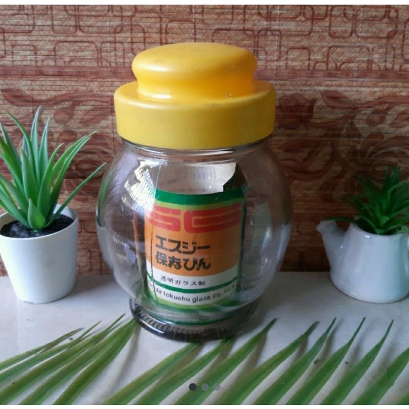 OBRAL Toples kaca untuk letak Permen / biskuit tutup kuning (jual khusus Medan melalui SPX Instant) 