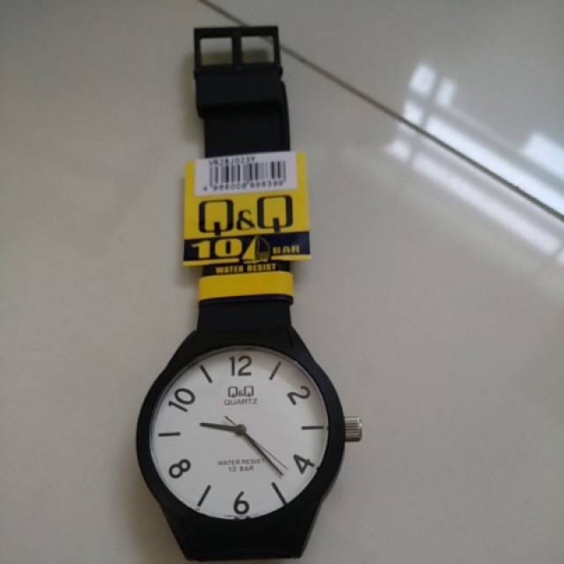 Q&amp;Q ORIGINAL RUBBER BAND UNISEX WATCH VR28 SERIES