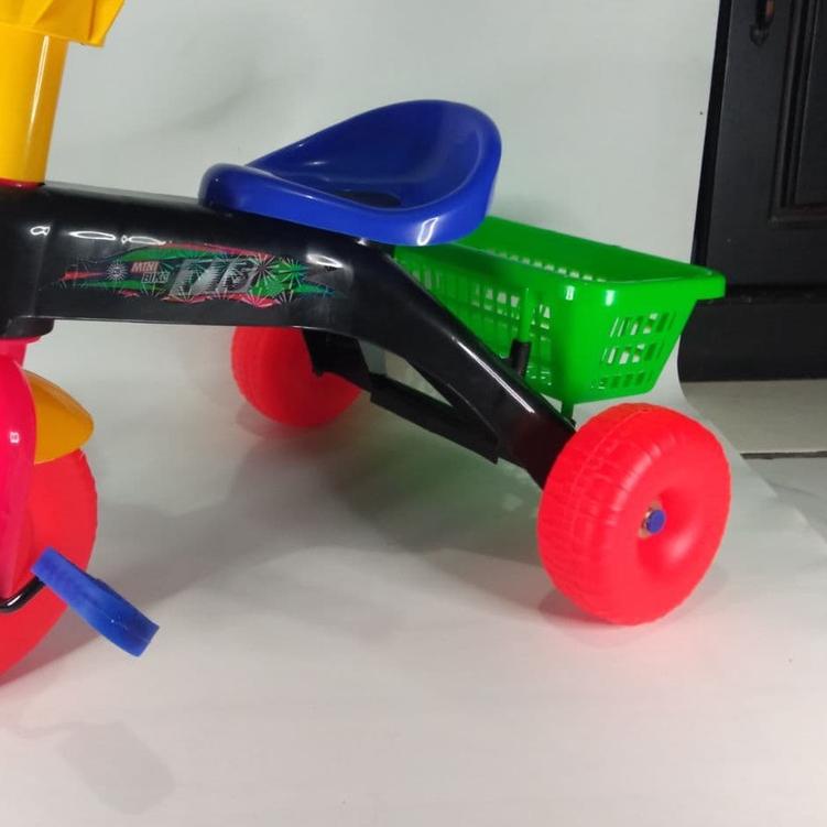 ➩ Mainan Sepeda Anak Roda Tiga Sepedah Roda 3 Plastik Mainan Edukasi Anak Laki Perempuan ←