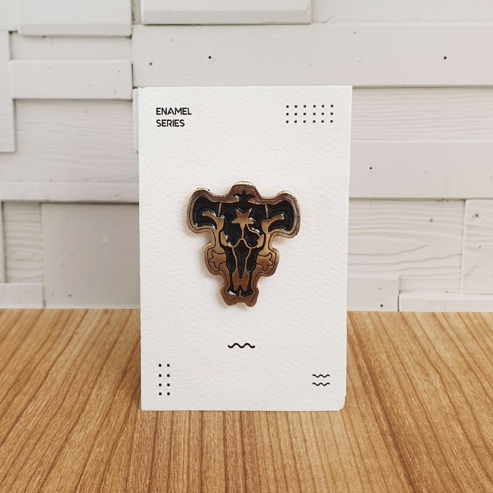 Enamel pin - Black bulls - Black clover | Anime Series Collectible merchandise