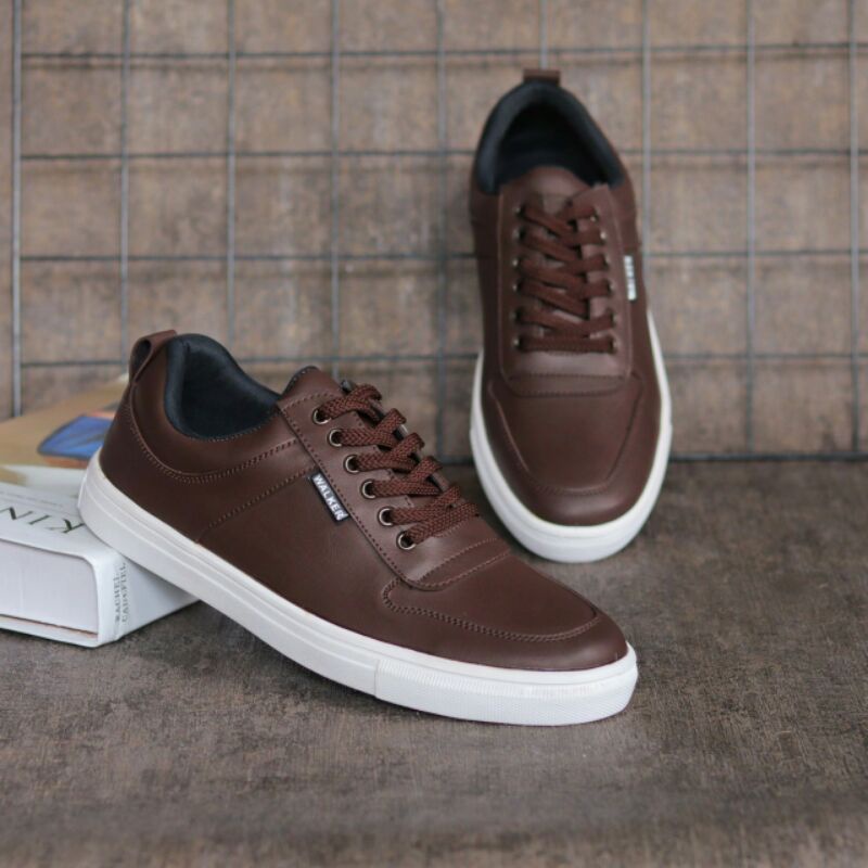 SEPATU SNEAKERS PRIA TALI CASUAL KULIT PU SINTETIS HITAM BROWN KASUAL SEKOLAH KULIAH KERJA GAYA TERBARU TRENDY MURAH