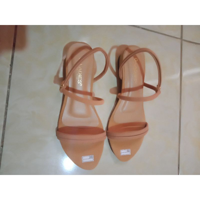 SANDAL wanita hak yoan hels 3cm tali silang teplek mona