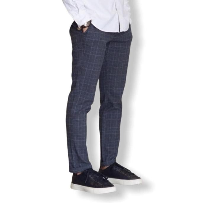 On Tartan Pants Slim Fit Original - Celana Casual Pria Ori Branded - 29