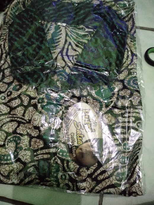 Blouse Batik Kerja Lengan Panjang