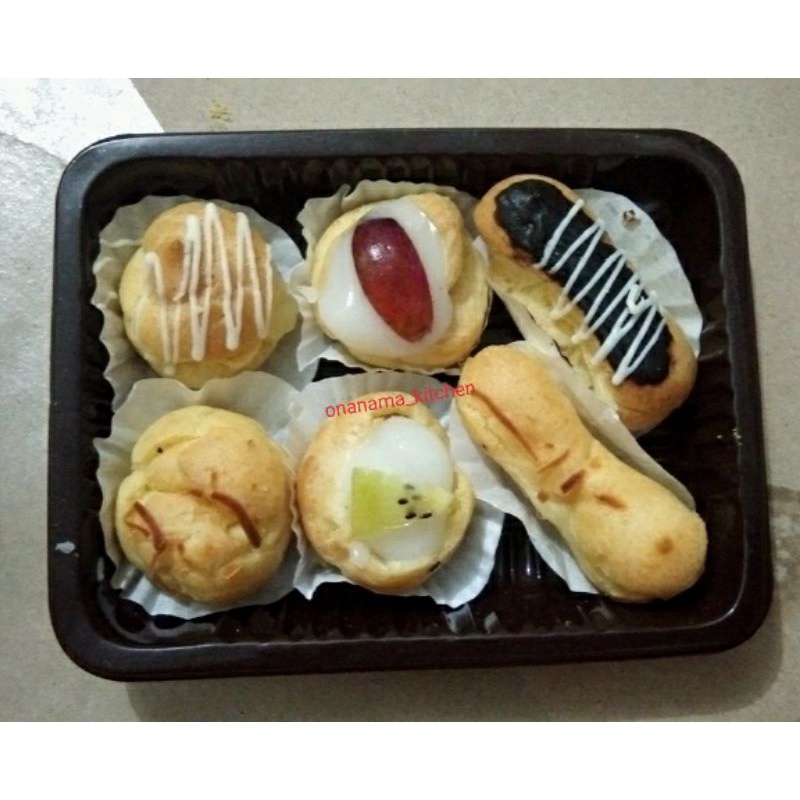 

Kue sus Soes Box isi 6 pcs sus buah, pie buah, eclaire mini termurah