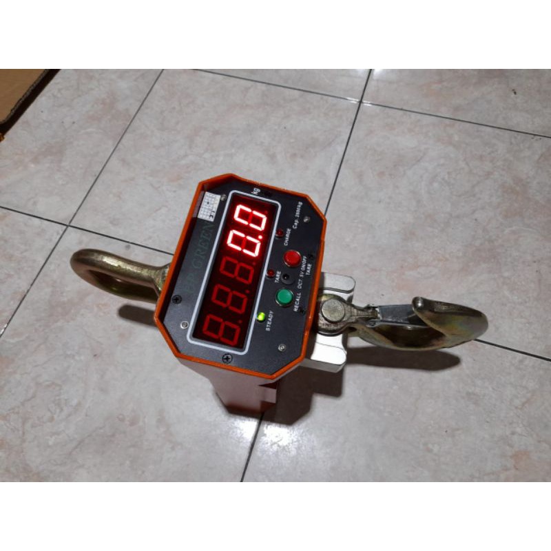 Timbangan Gantung 2 Ton Digital Up Green