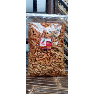 

basreng,basreng kiloan,basreng 1kg,basreng kering,basreng pedas daun jeruk,jajanan pedas,cemilan murah,seblak basreng,sebring