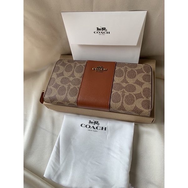 COACH Accordion Zip Long Wallet In Colorblock Canvas (F31546)