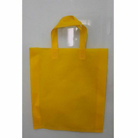 

Tas Press Spunbound Tali Goodie Bag Tas Belanja Warna Kuning 38 cm x 45 cm