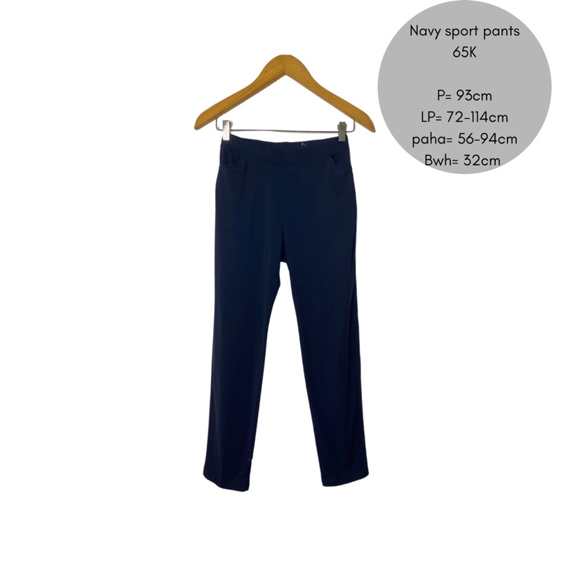 celana olahraga wanita warna navy/super strech bekas thrift preoved second uniqlo